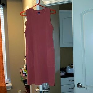 Sleeveless Old Navy dress with pockets